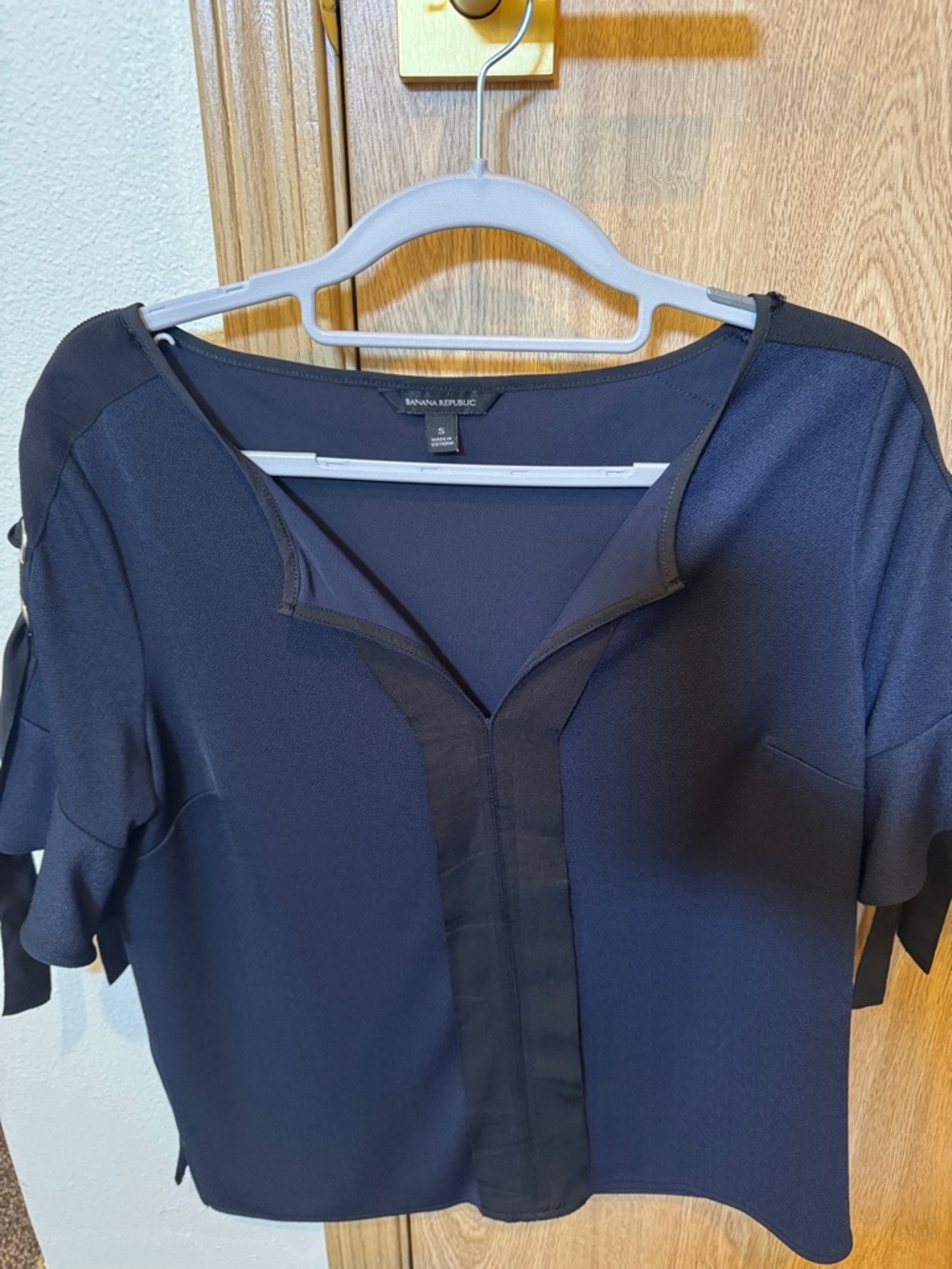 Banana Republic Dark Navy Split-Sleeve V-Neck Blouse